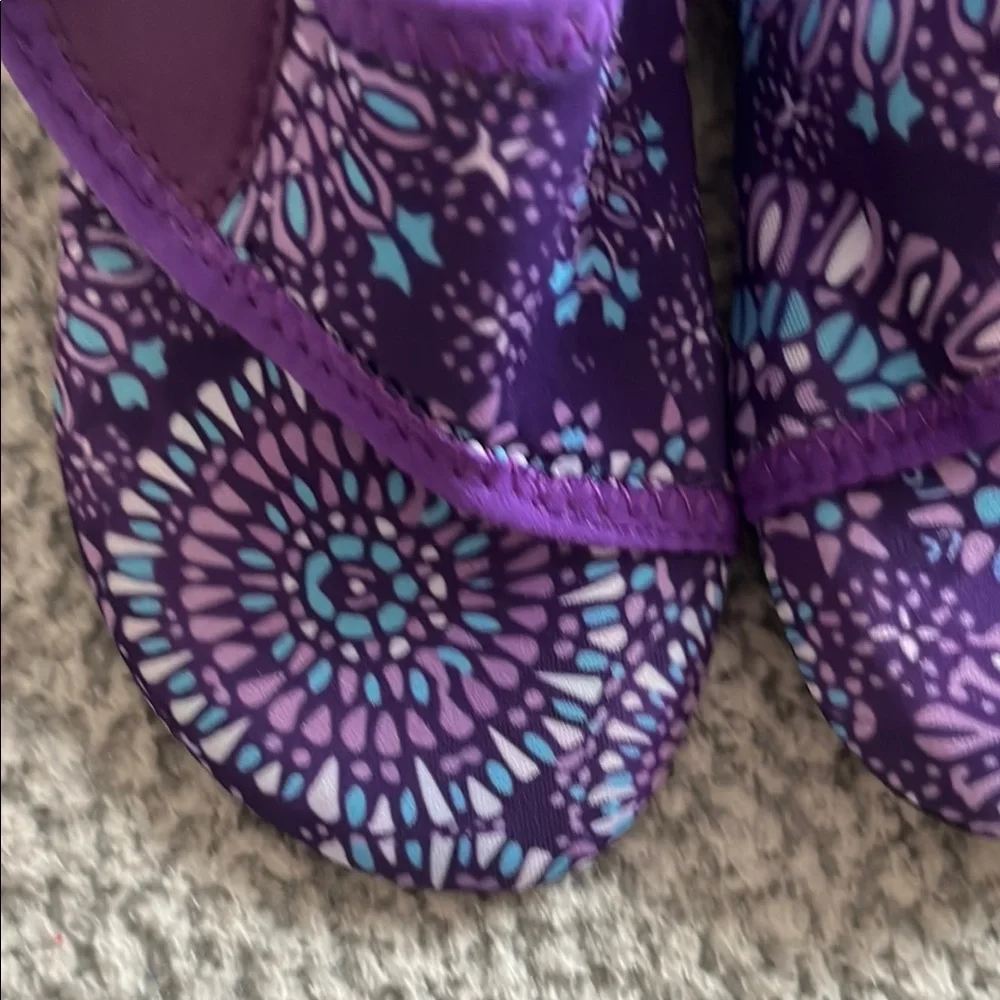 Kids Purple Patterned Slip-On Water Shoes